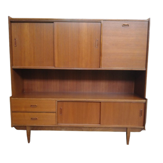Vintage Scandinavisch High Board 1