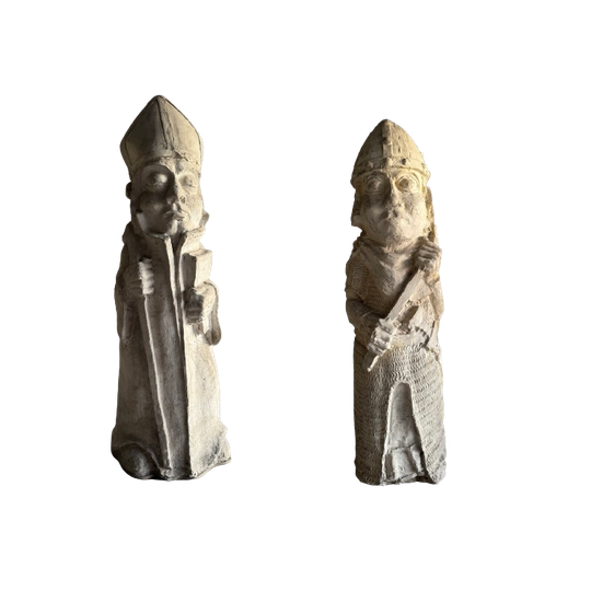 Set Van 2 Plaaster Beelden In Militaire En Catholieke Stijl Door Walter De Buck 1