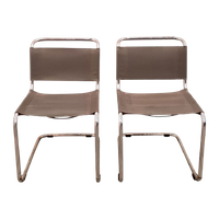Paar Grijze Stoelen Naar Mart Stam