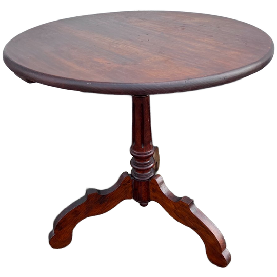 Leuke Oude Tafel, Kleine Eettafel Of Grote Bijzettafel, 1