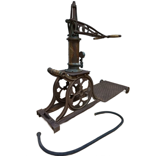 Antieke Handmatige Garage Pomp Voor Wielen 1