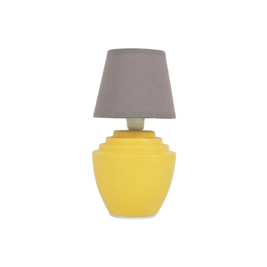 Geel Lampje Bruine Kap 1