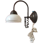 Lumi Lamp Muurlamp Met Melkglazen Kap thumbnail 1