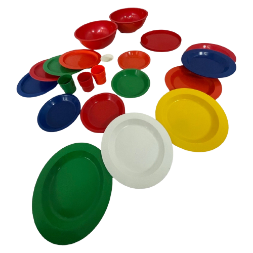 Vintage - Ca. 1970’S - Ingrid Chicago - Picknick Ball Filled With Plastic Plates And Cups