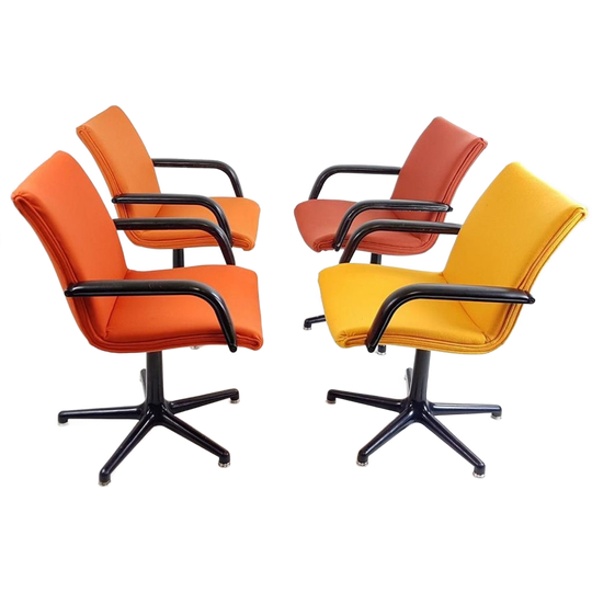 Artifort Bureaustoelen Oranje Setprijs Ploegstof 1