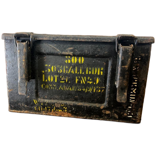 Vintage Metalen Kist /oude Munitiekist 1