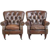 Set Van 2 Prachtige, Unieke En Comfortabele Bruin Generfde Rundleren Chesterfield Fauteuils