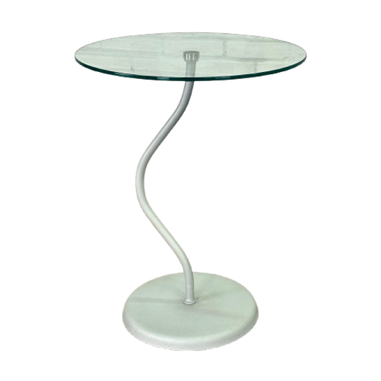 Design Bijzettafel Met Glazen Blad En Sierlijke Stalen Poot 1