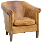 Positief Doorleefde Schapenleren Clubfauteuil Met Een Stoere En Sleetse Vintage Uitstraling thumbnail 1