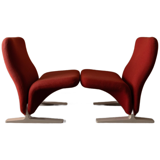 Twee Pierre Paulin Concorde Lounge Stoelen F780 Artifort 1