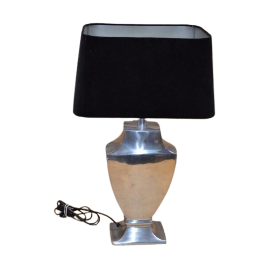 Schemerlamp Met Metalen Poot En Zwarte Kap 1