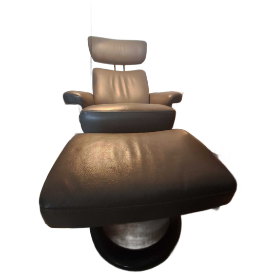 Stressless Ekornes ''prince'', Grijs Leer, Met Kruk 1