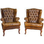 Cognackleurige Chesterfield Wingback Fauteuil (2x) thumbnail 1
