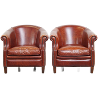 Set Van 2 Mooie Cognac-kleurige Rundleren Clubfauteuils Correct Afgewerkt Met Siernagels