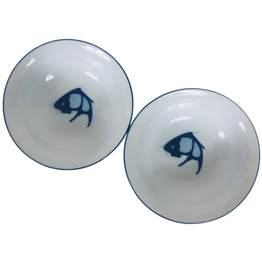 Schaaltjes Met Koi Karper 1