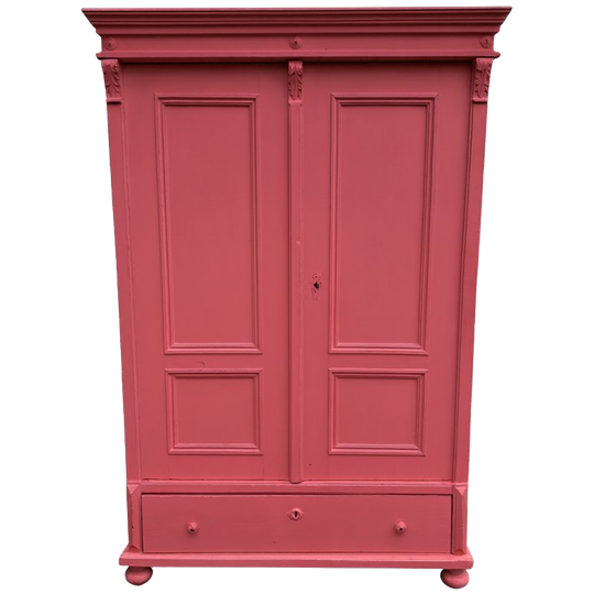 Brocante Kast In Originele Staat Of Framboos Rood 1