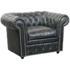 Tijdloze En Klassieke Ruime Zwarte Chesterfield Fauteuil Van Karaktervol Generfd Rundleer thumbnail 1
