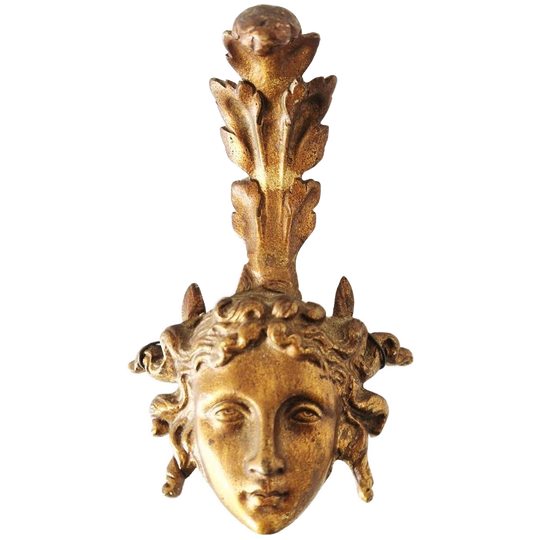 Antieke Wandhaak Medusa Kapstokje Haak 1