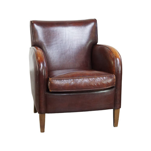 Subtiele Schapenleren Armchair Met Een Mooie Afwerking En Een Goed Patina