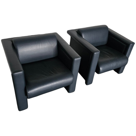 Pair / Trix And Robert Haussmann / Leather Chairs By Knoll 1