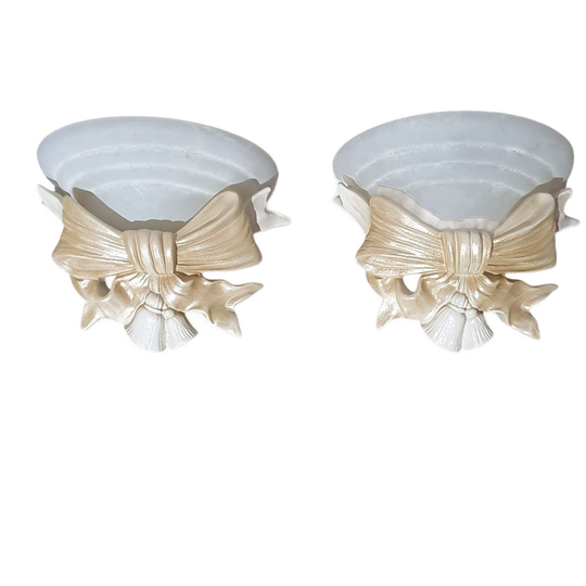 2 X Resin Wall Lamps 1