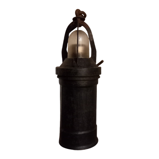 Oude Gietijzeren Industriele Mijnlamp / Potlamp. 1