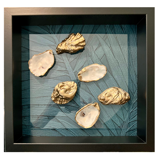 Gouden Oesters In Zwarte Lijst 1