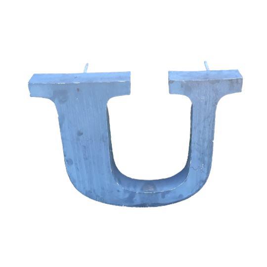 Qf27 – Vintage Letter U 1