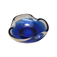 Blauw Glazen Murano Schaaltje Op Metalen Schotel