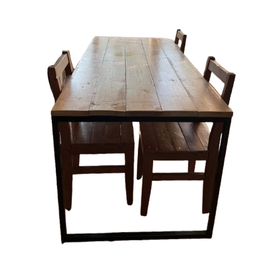 Industriële Houten Tafel Met Metalen Poten 1