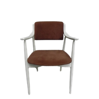 3 Vintage Stoelen Met Armleuningen En Ribfluwelen Bekleding