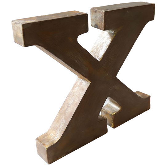 Grote Metalen X Decoratie, Na 2000 1
