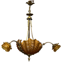 Kroonluchter In Art Nouveau-Stijl.