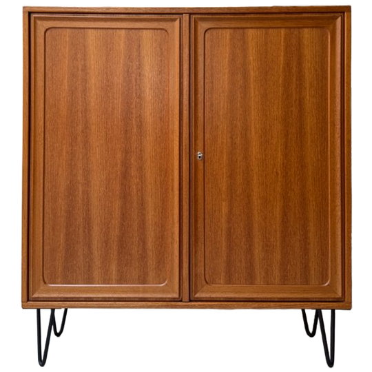 Vintage Houten Tweedeurs Kast 1