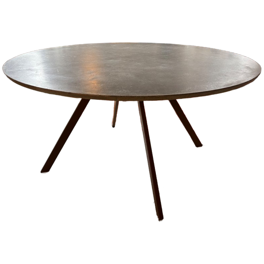 Prachtige Betonnen Eettafel 1