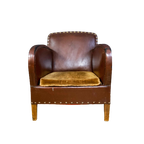 Antique Clubchair thumbnail 1