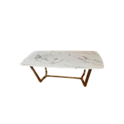 Ovale Marmeren Eettafel Met Goudkleurig Rvs Onderstel