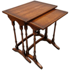 Antieke Mimiset Bijzettafel Set thumbnail 1