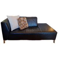 Chaise Longue Met Bijpassende Stoelen
