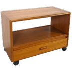 Deens Teak Design Dyrlund Kast Lp Tv Meubel Op Wielen thumbnail 1