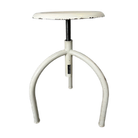 Industrial Design Stool – Manubelge