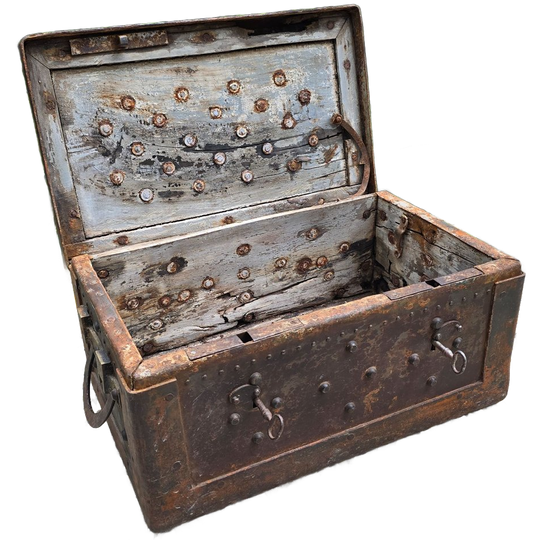 Zware Kwaliteit Ijzeren Rijtuig Kist Met 2 Sleutels. Antiek 1