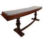 Eikenhouten Museumvitrinekast Uit De Jaren 40-50 – Horizontaal Gebogen Model thumbnail 1