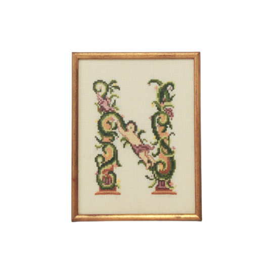 Gouden Lijst Geborduurde Letter N 1