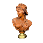 Terracotta Buste Van Een Meisje. thumbnail 1