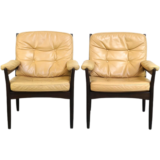 Leuke Set Zweedse Vintage Design Fauteuils Van G Möbel Cremé/ Beige Leer En Donker Hout 1