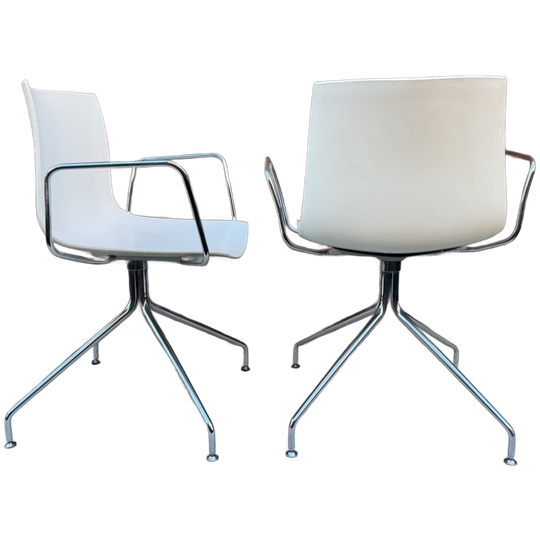 2 X Arper Catifa 46 1