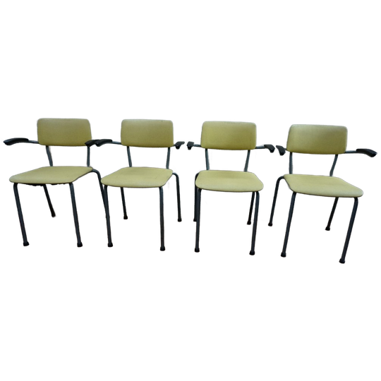 Set Van 4 Stoelen Friso Kramer Voor Ahrend De Cirkel 1