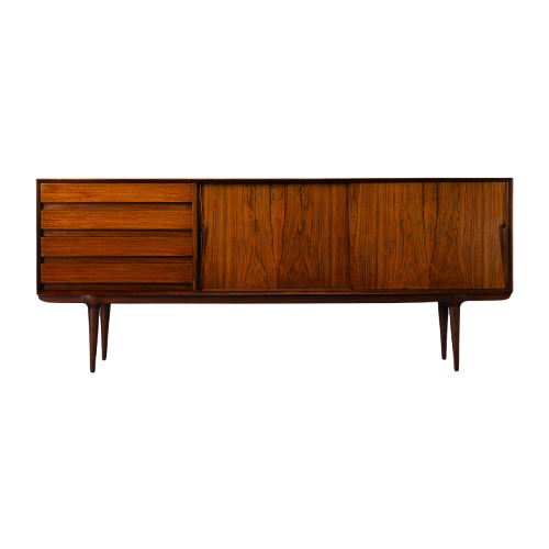 Dressoir Model No. 18