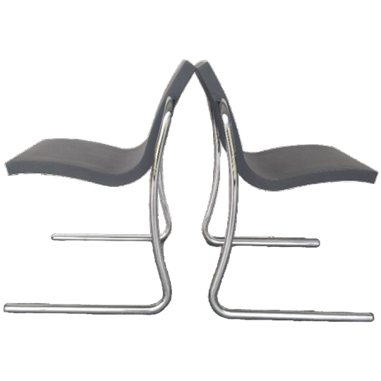 2 “magic Chairs” , Ontworpen Door Ross Lovegrove Voor Fasem 1